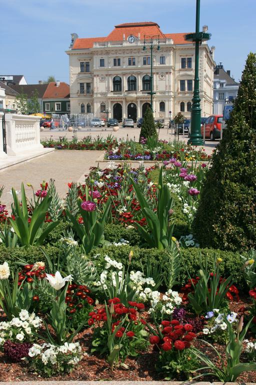 Donaupark Camping Tulln Hotel Tulln An Der Donau Eksteriør billede